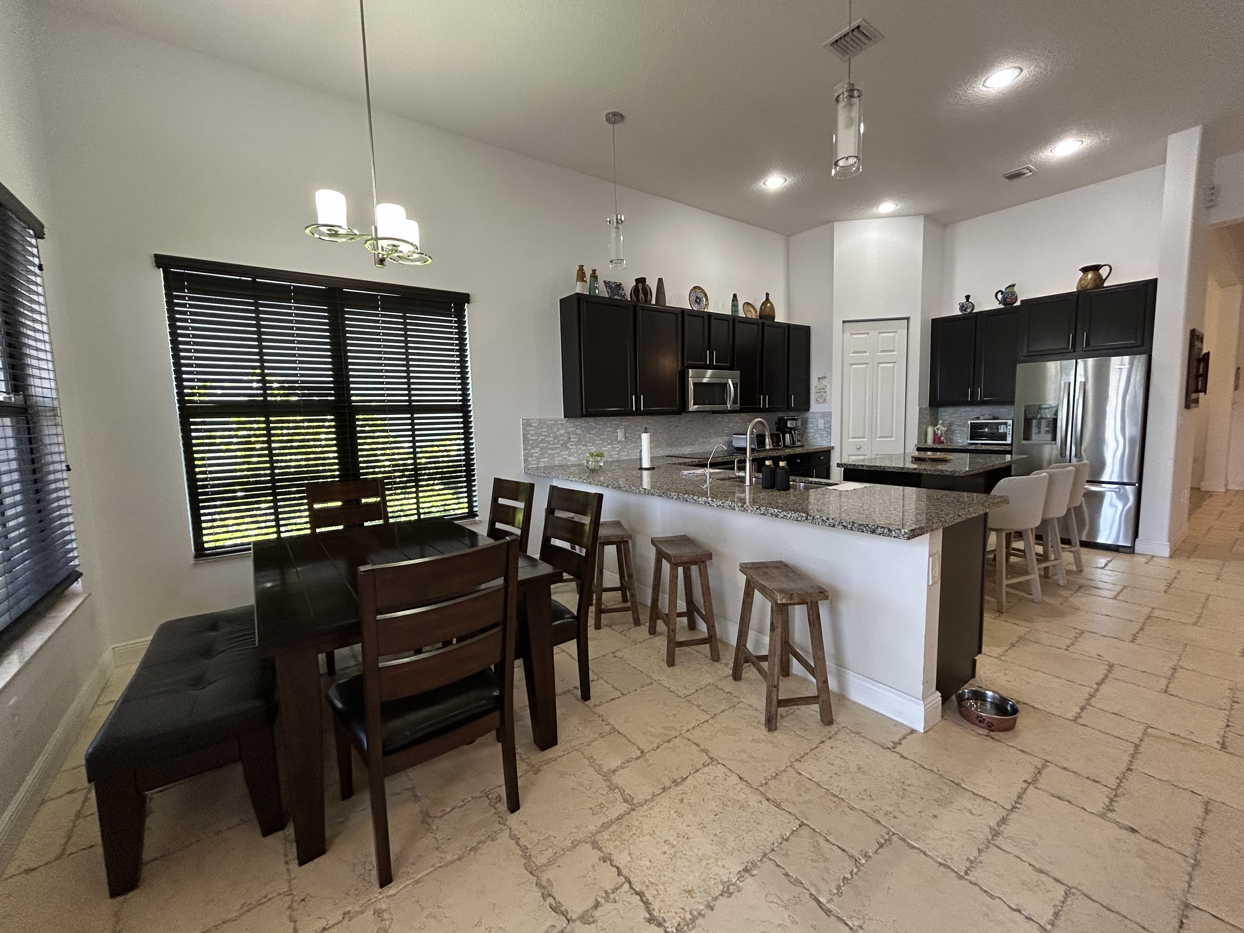 Breakfast nook